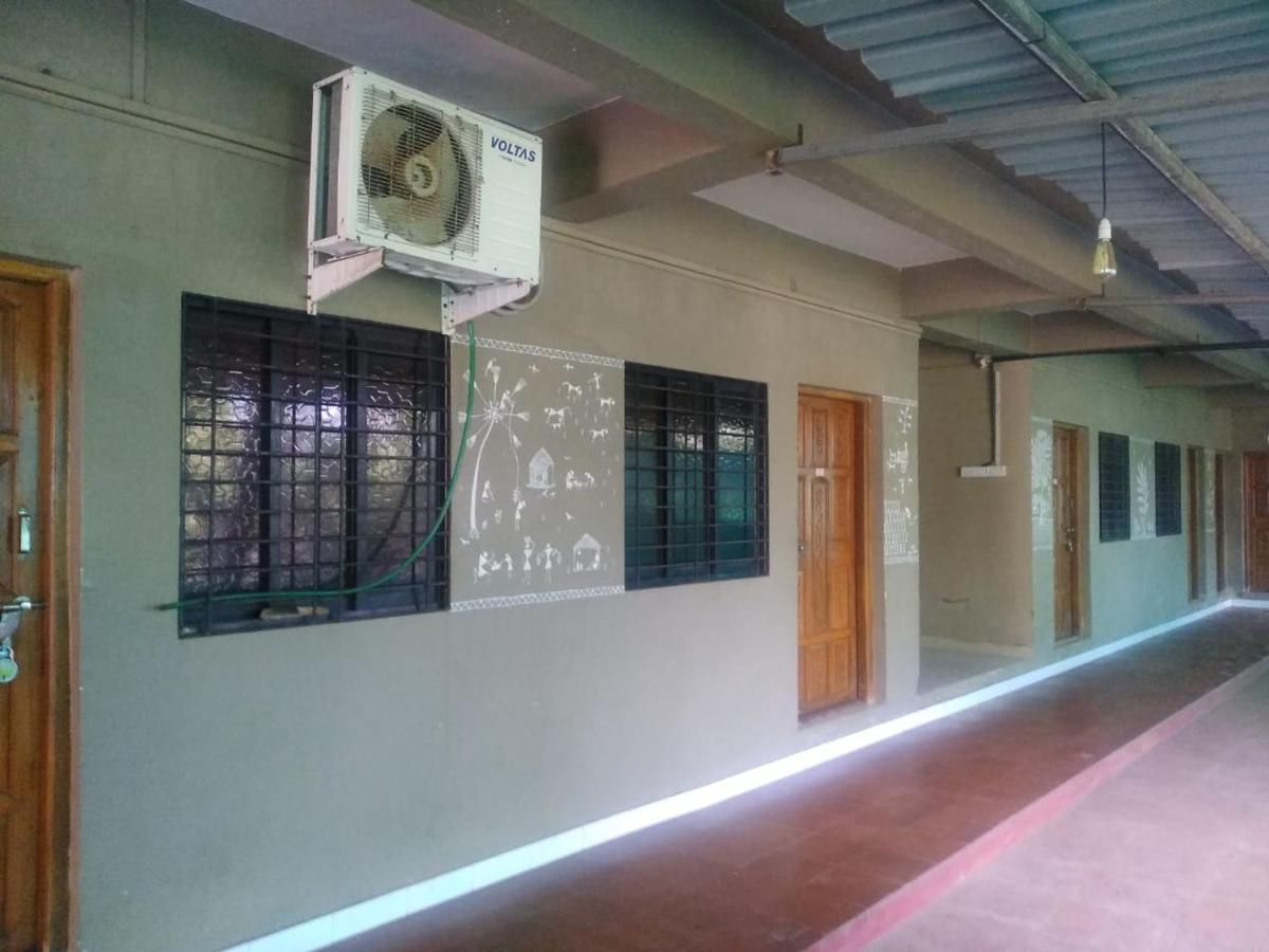 Dlite Beach Grove Cottages Alibag Exterior photo